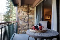 Ski Straight to Your Cozy Condo in the Mountains - Image 4