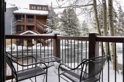 Breckenridge Condo w/ Hot Tub & Mountain Views - Image 5