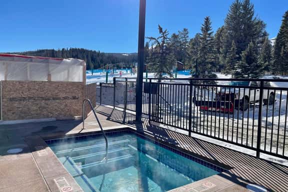 Ski-In/Ski-Out Condo: Prime Main St. Location, Views - Image 1