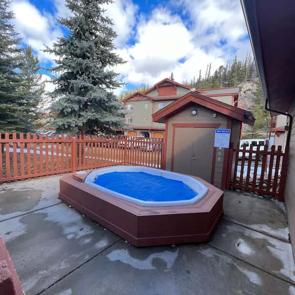 Swan River Condo w/ Hot Tub & Fireplace - Image 1