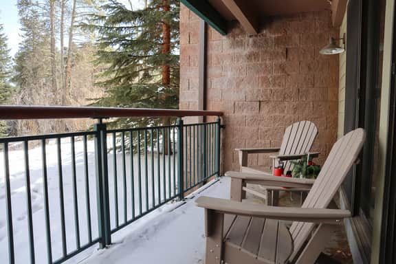 Ski-In/Ski-Out Condo, Steps to Main St & Pool - Image 3