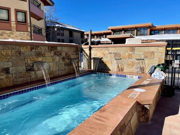 Ski-In/Ski-Out Condo: Prime Main St. Location, Views - Image 3