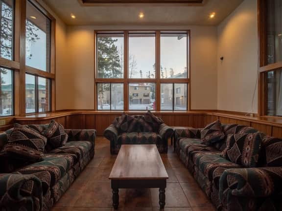 Waterfront Townhouse w/ Mountain View & Hot Tub - Image 3